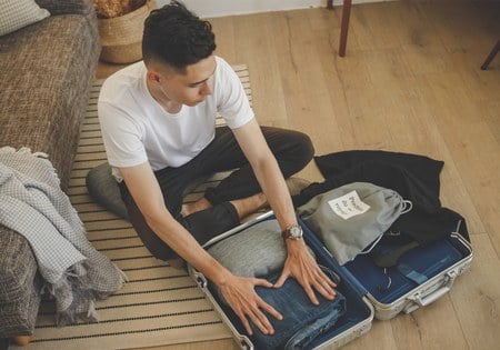 居家特輯｜住宿要帶什麼？大學新鮮人必看宿舍物品清單