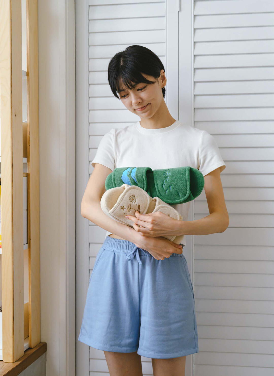 刺繡室內拖鞋 + 可水洗鞋袋組 / 印花樂聯名
