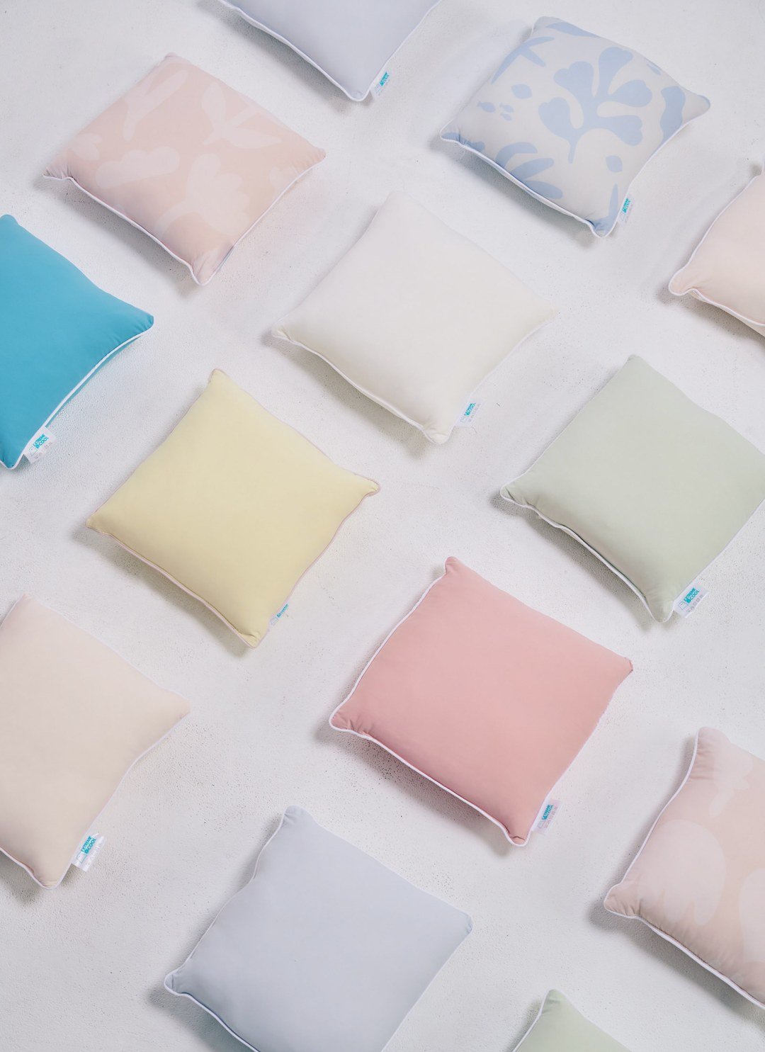 熊冷午睡枕 - 涼感 / 抱枕 / 瞬間冰感 Extreme Cool ( 隨機出貨，不挑款 )