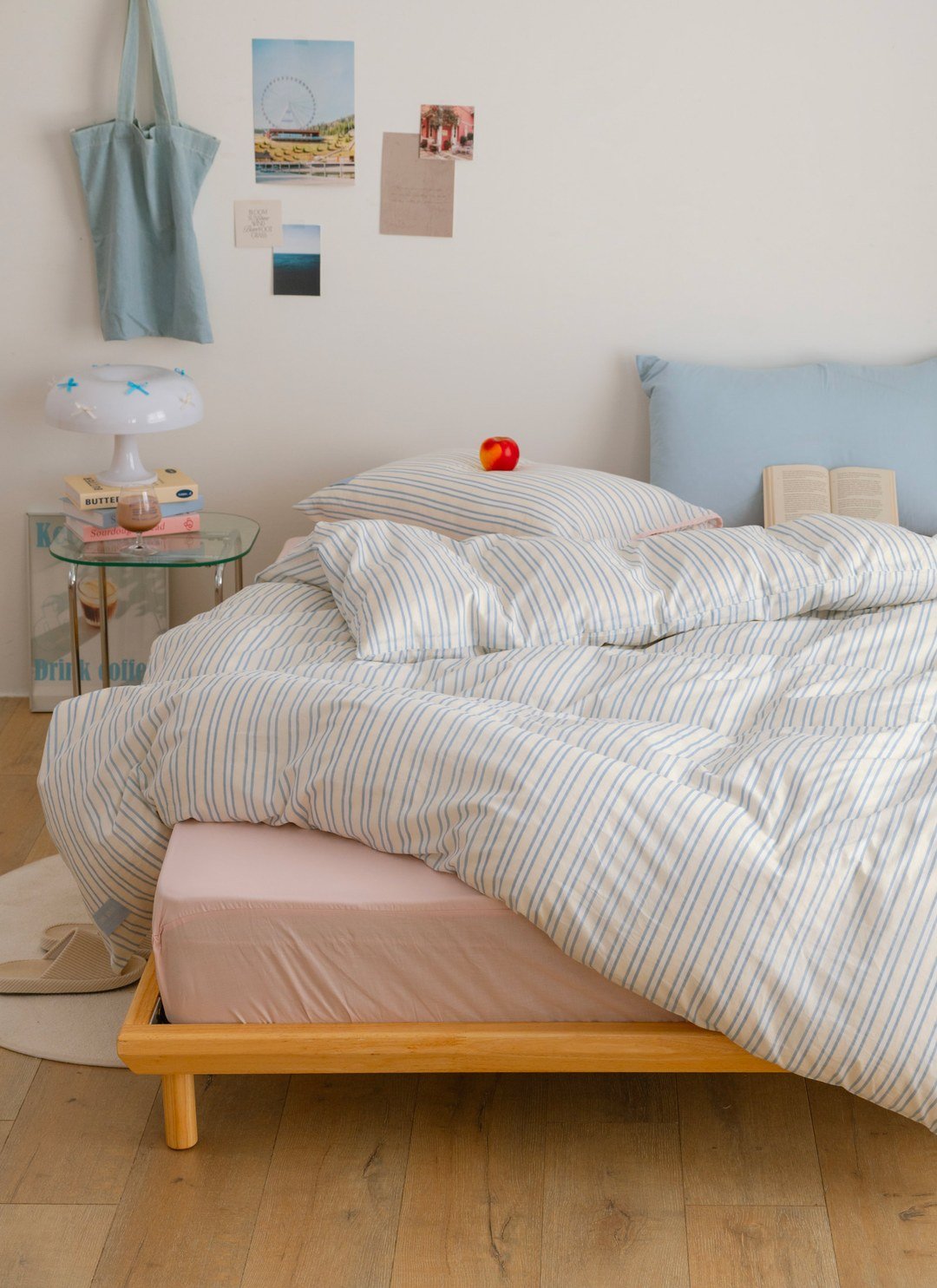 莓果 x 海鹽 - 華爾紗 ( 純棉 ) 四件組 ( 莓果床包 + 海鹽條紋被套 + 一素色一條紋枕套 )