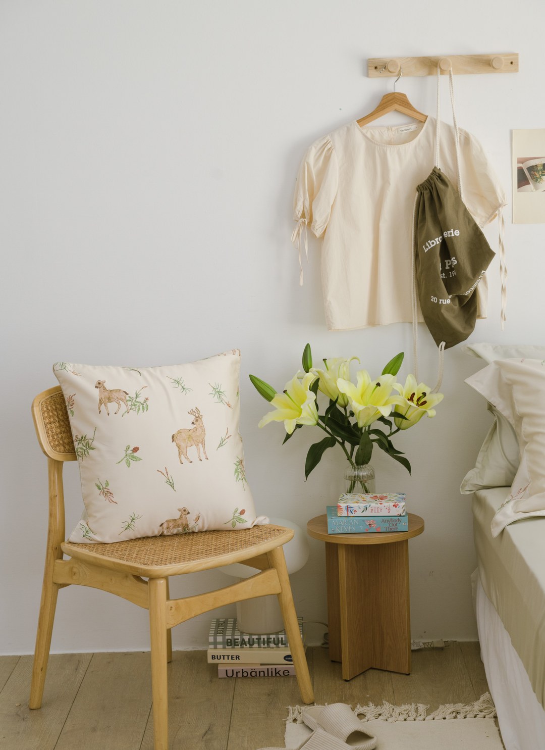 天絲棉抱枕 / Sybil-Ho 2025 聯名款