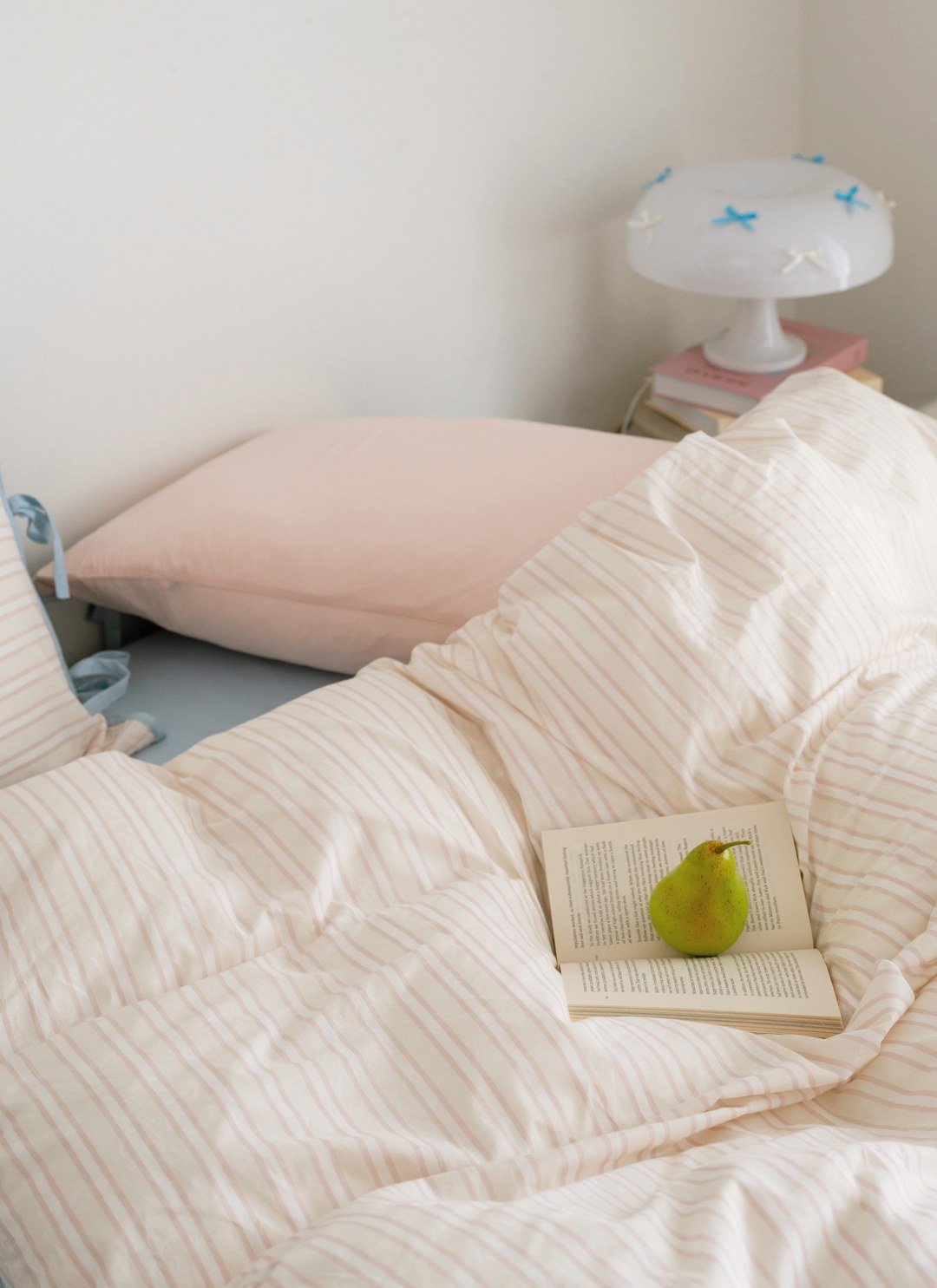 海鹽 x 莓果 - 華爾紗 ( 純棉 ) 四件組 ( 海鹽床包 + 莓果條紋被套 + 一素色一條紋枕套 )