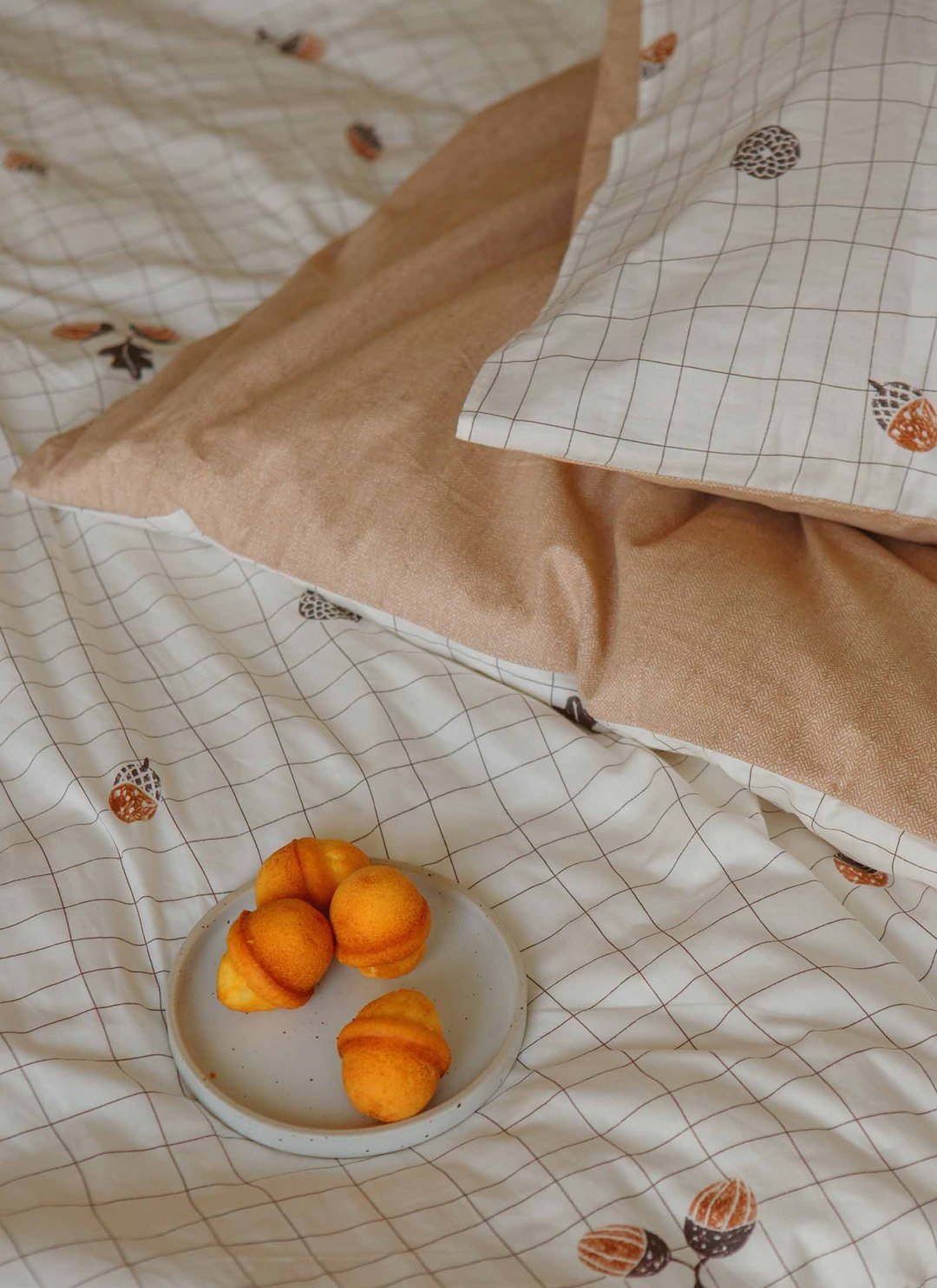 橡實 - 純棉四件組 ( 床包 + 被套 + 枕套 )