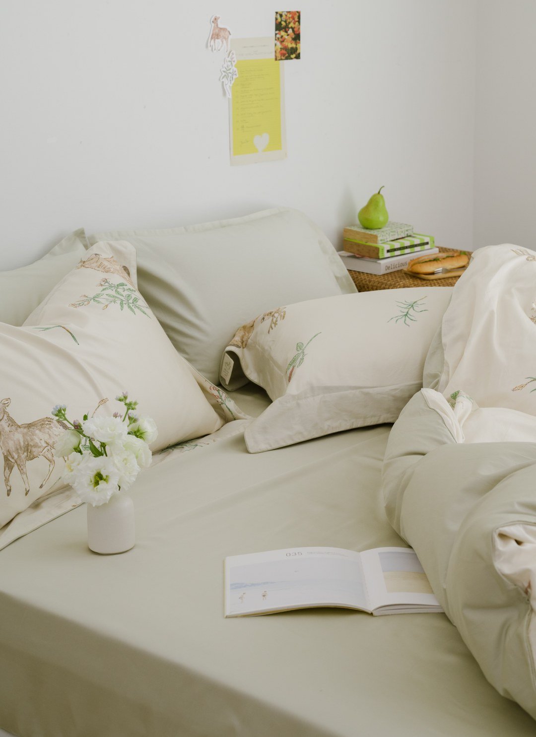 小鹿舞曲 - 天絲棉床包組 ( 床包 + 枕套 ) / Sybil-Ho 聯名款