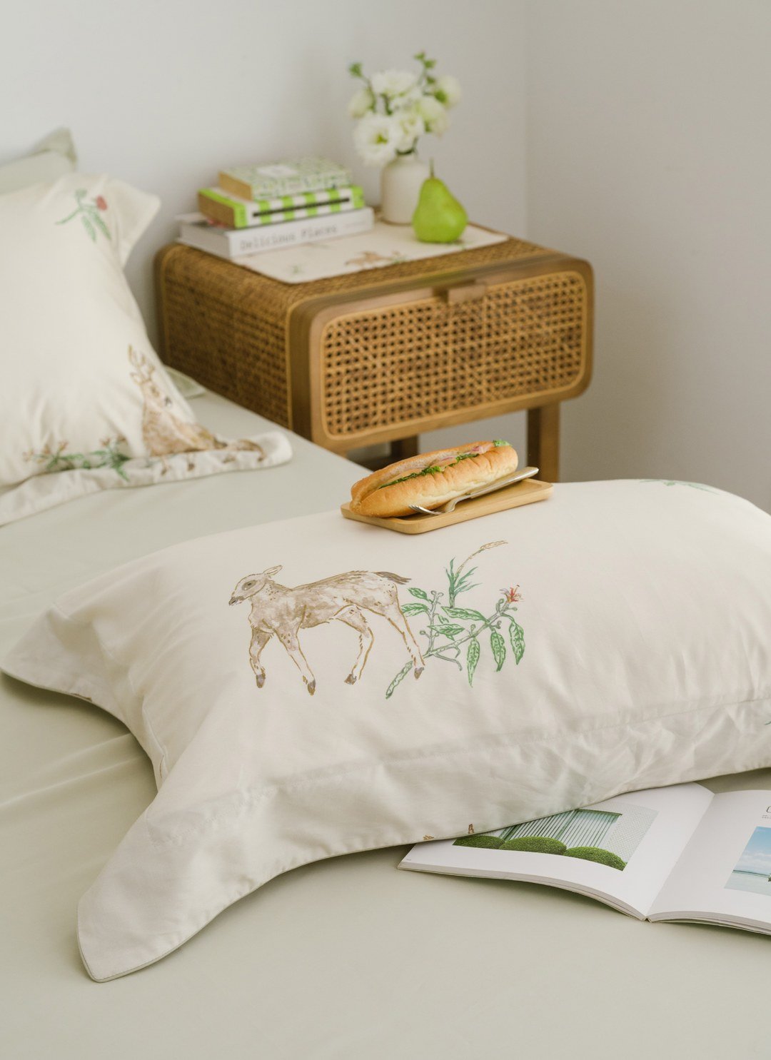 小鹿舞曲 - 天絲棉枕套 / 2入組 / Sybil-Ho 聯名款