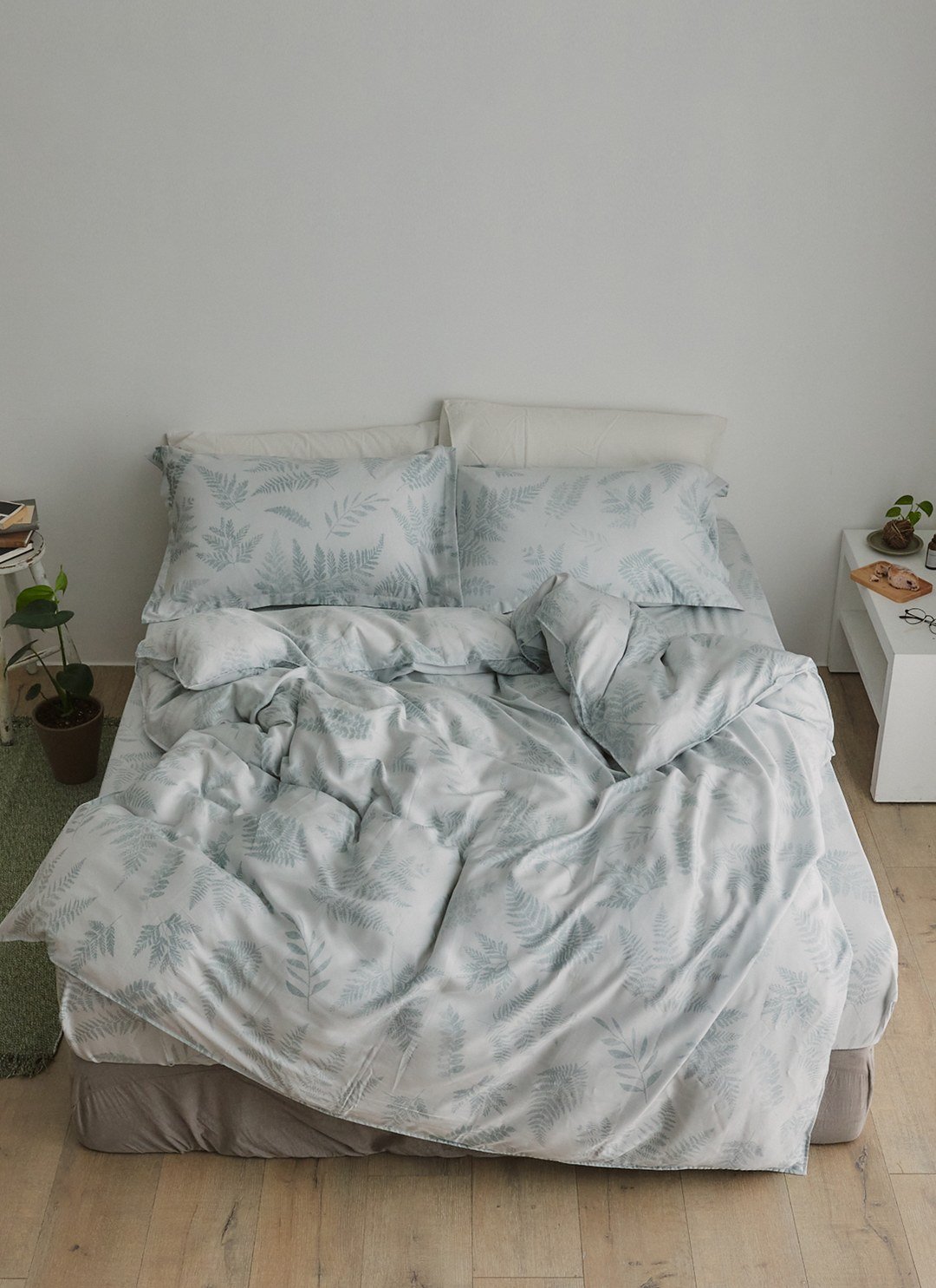 德里斯 - 天絲床包組 ( 床包 + 枕套 )