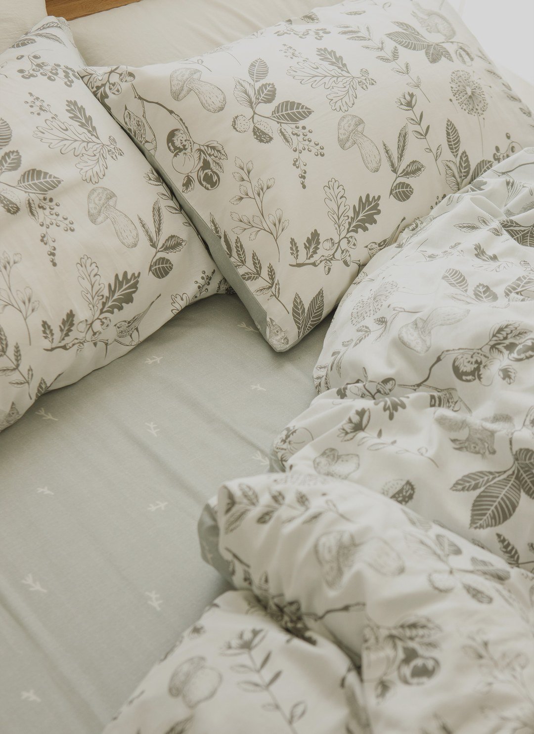 卉之森 - 純棉四件組 ( 床包 + 被套 + 枕套 )