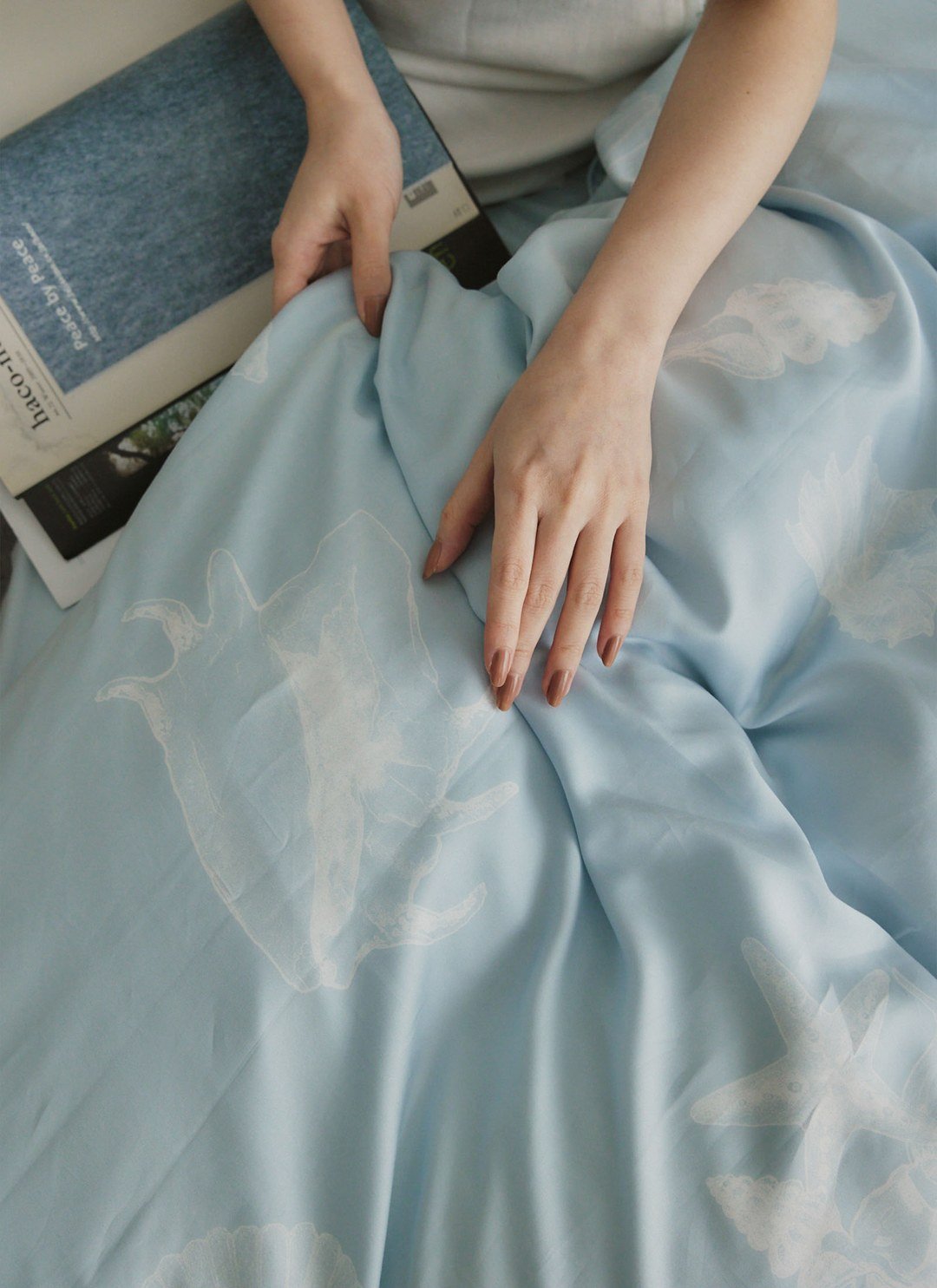 Hallie - 天絲四件組 ( 床包 + 被套 + 枕套 )