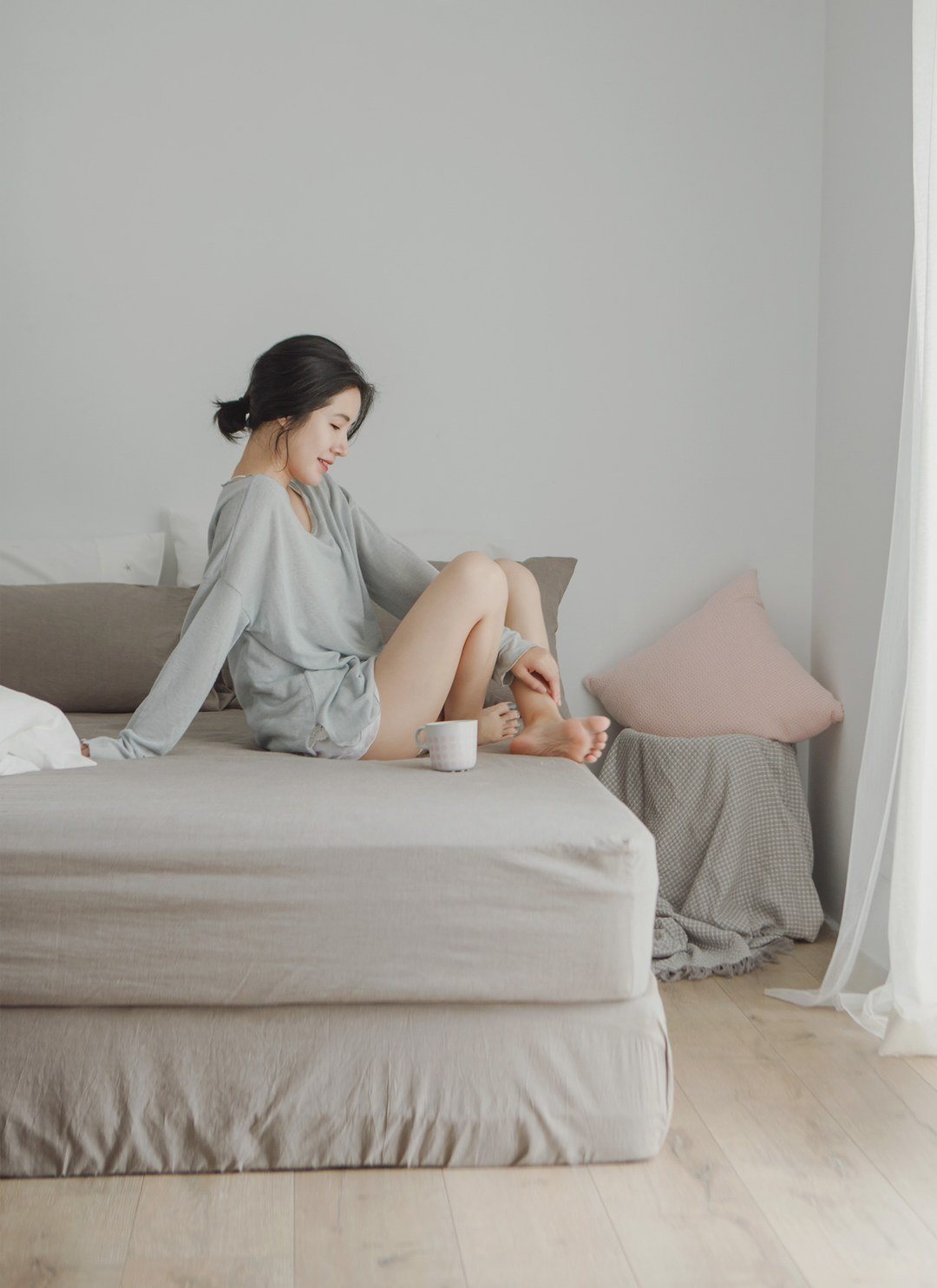 淺灰 - 水洗棉床包組 ( 床包 + 素色枕套 )