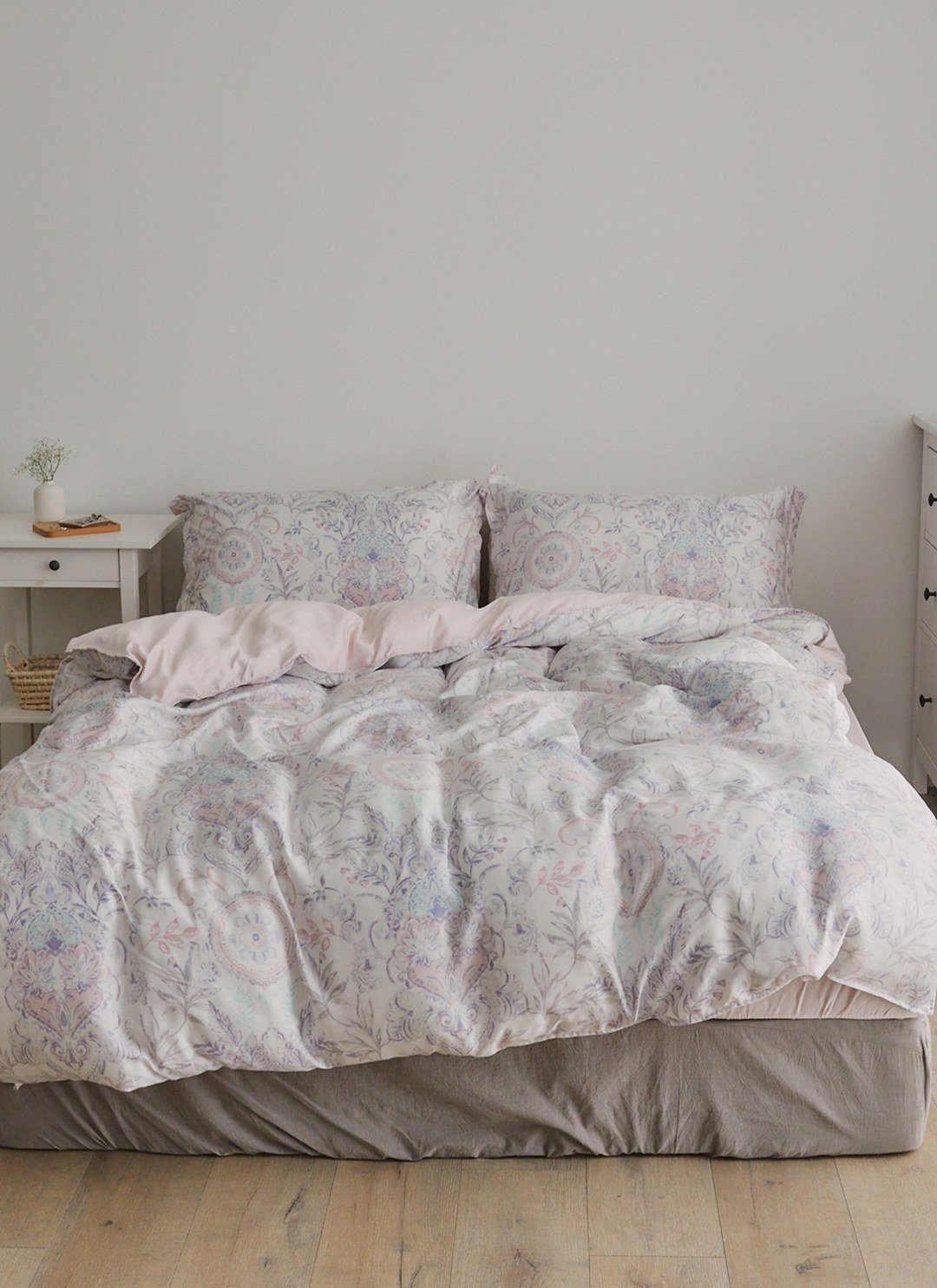 Ona - 天絲四件組 ( 床包 + 被套 + 枕套 )