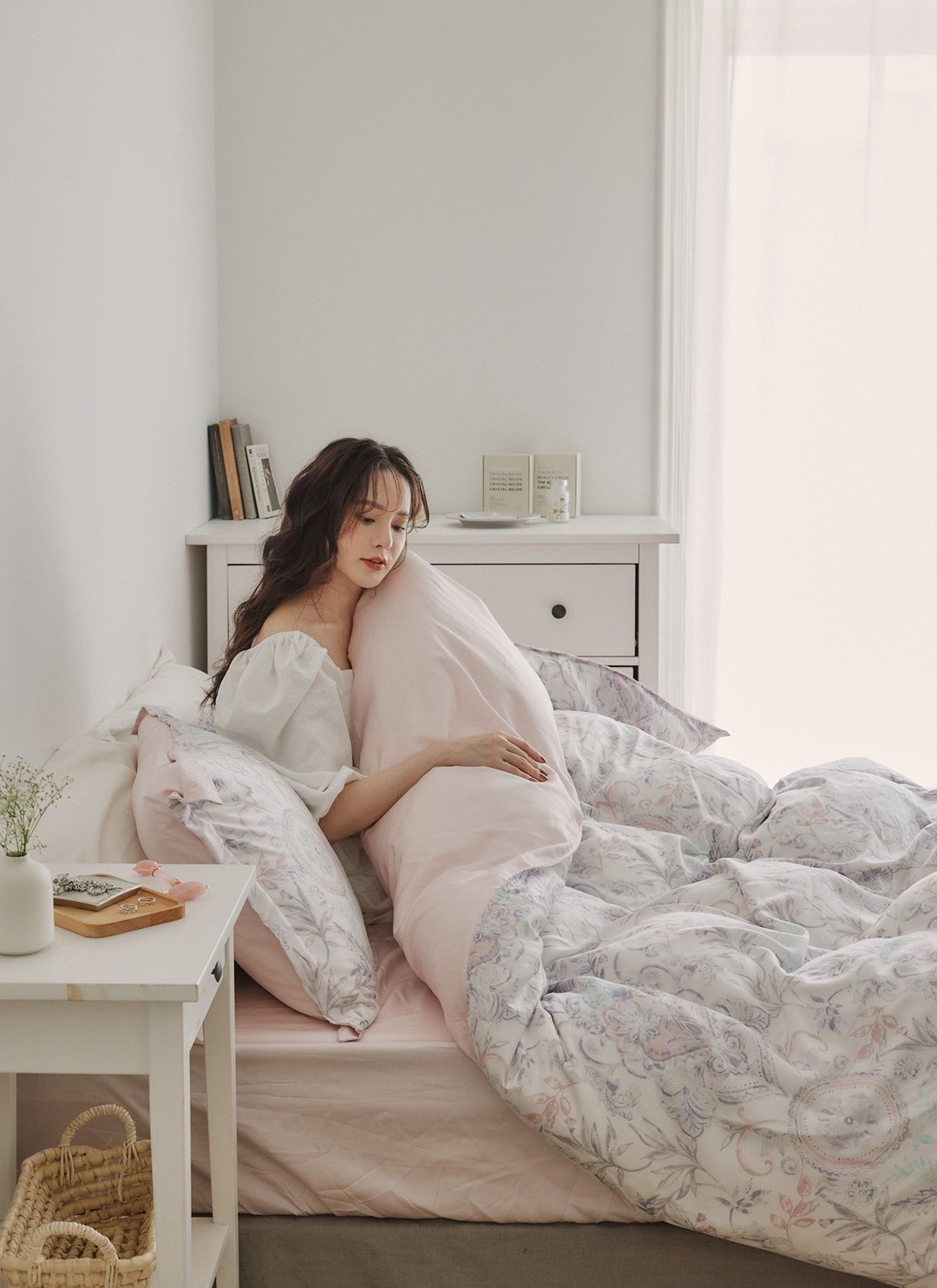 Ona - 天絲四件組 ( 床包 + 被套 + 枕套 )