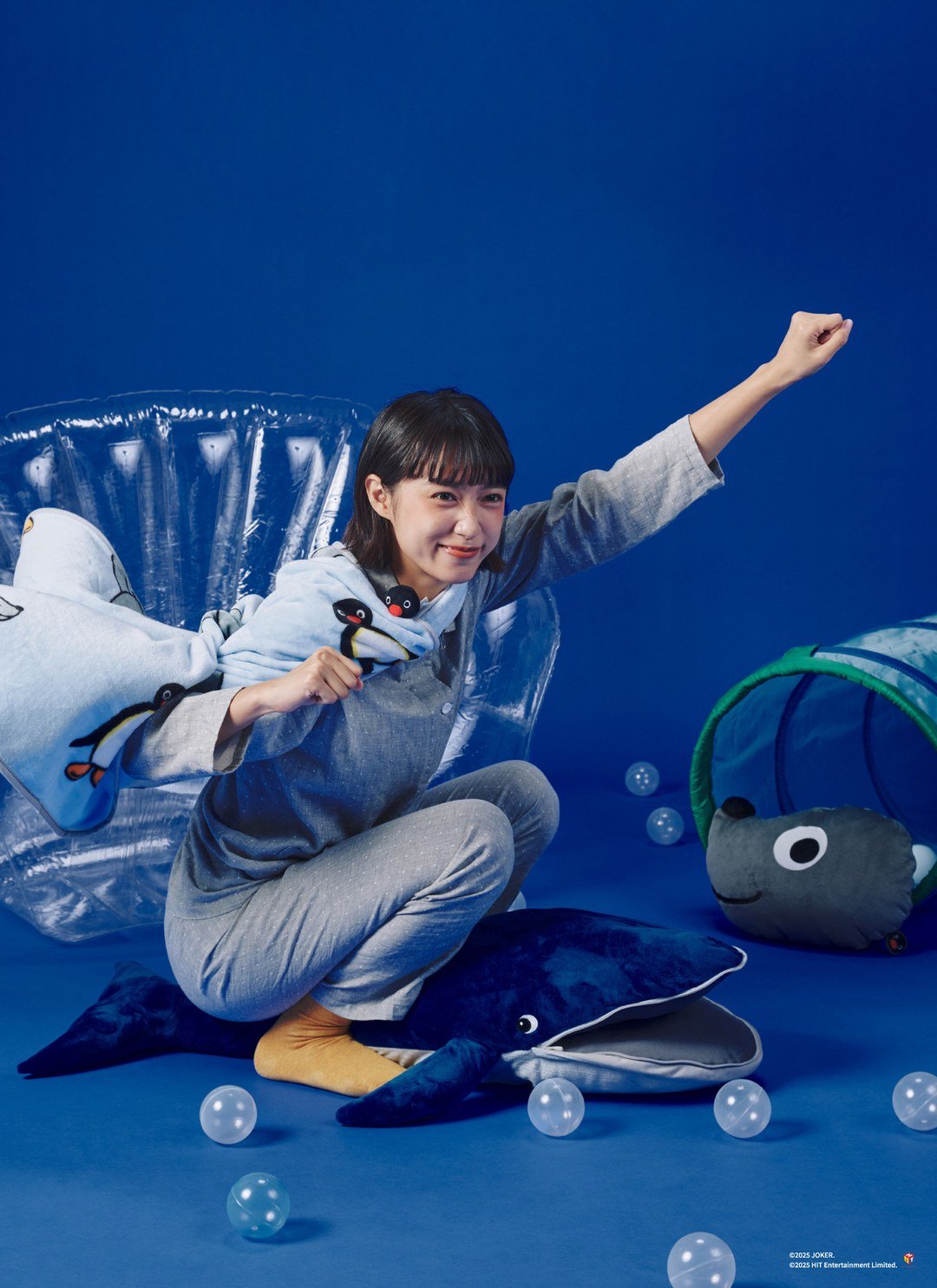 Pingu™ 兩用造型抱枕毯 - Robby / 企鵝家族聯名