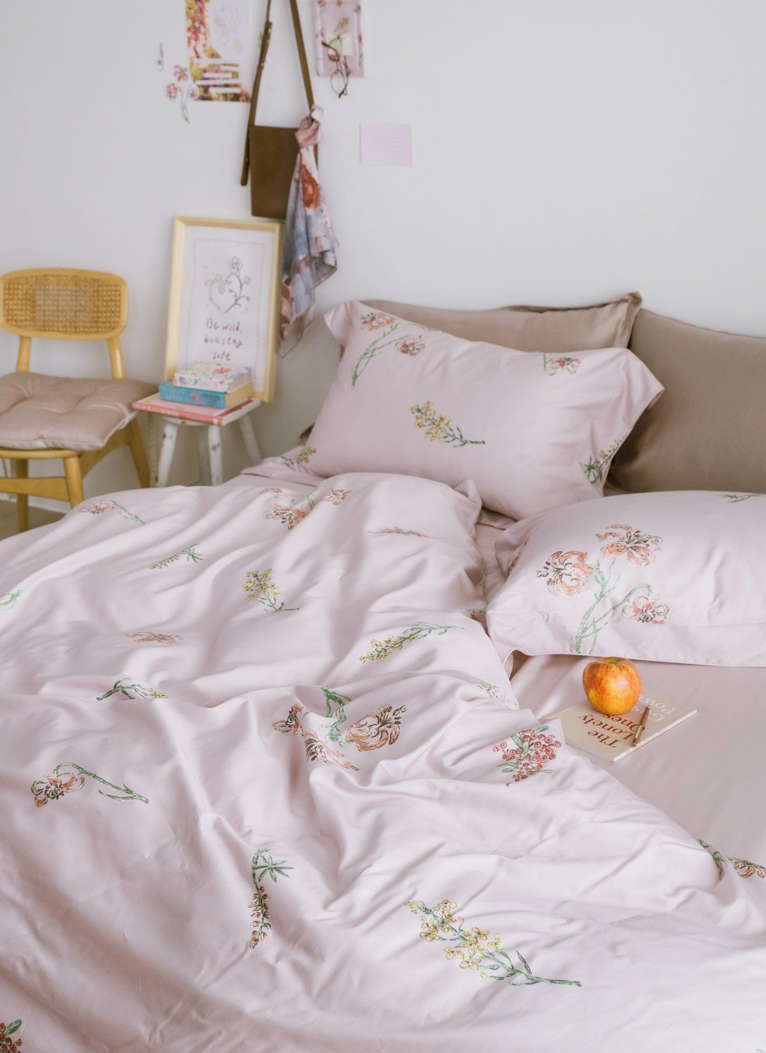 春日拾光 - 天絲棉四件組 ( 床包 + 被套 + 枕套 ) / Sybil-Ho 聯名款