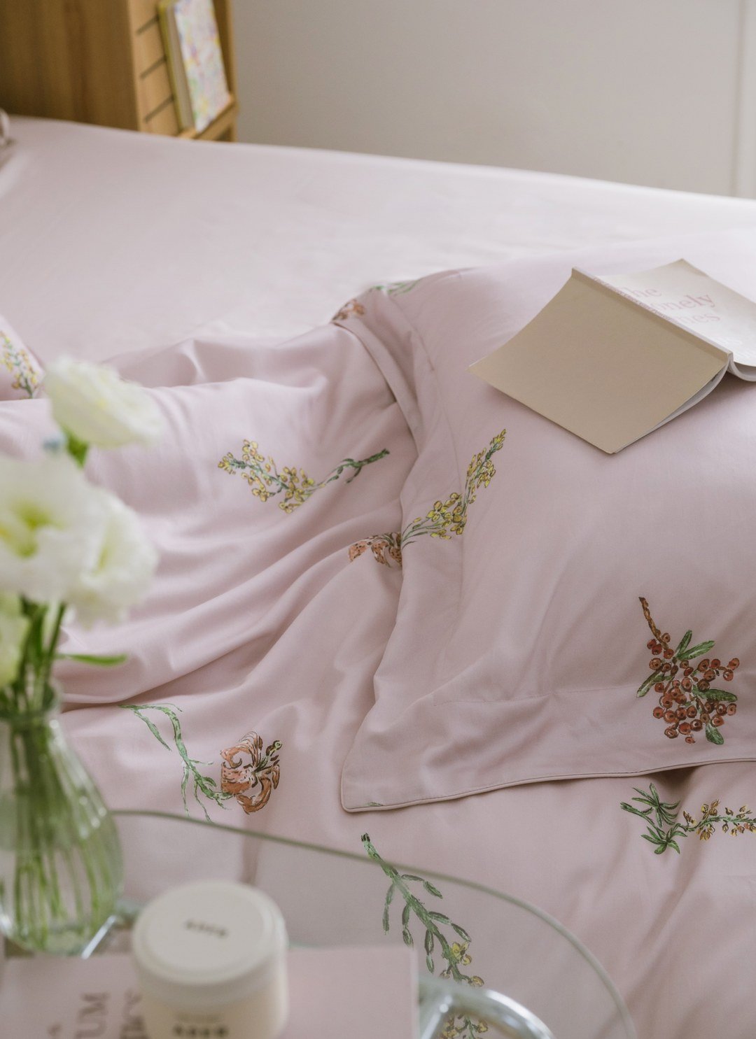 春日拾光 - 天絲棉四件組 ( 床包 + 被套 + 枕套 ) / Sybil-Ho 聯名款