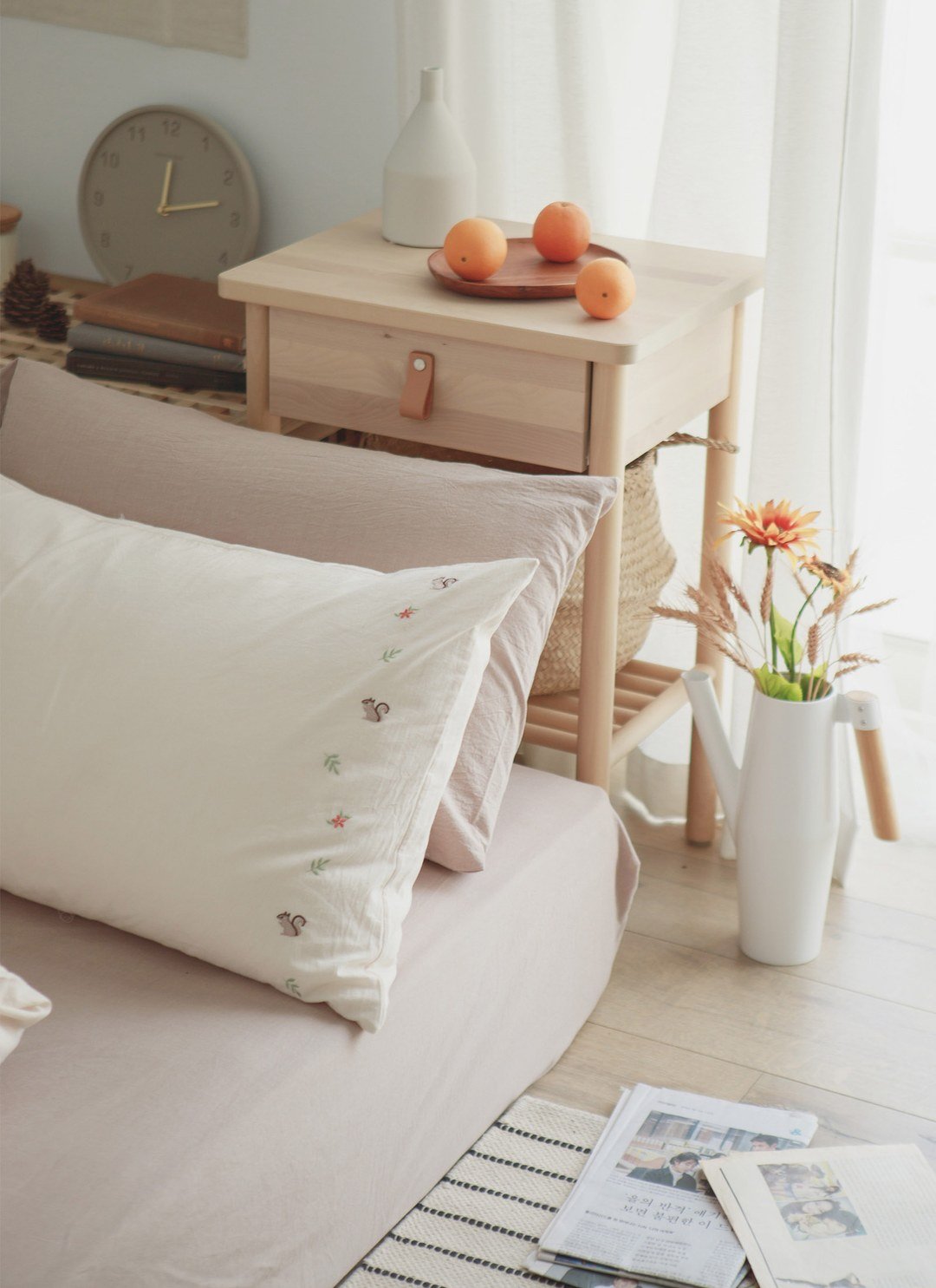 燕麥杏ｘ松鼠刺繡 - 水洗棉刺繡枕套 / 2入組