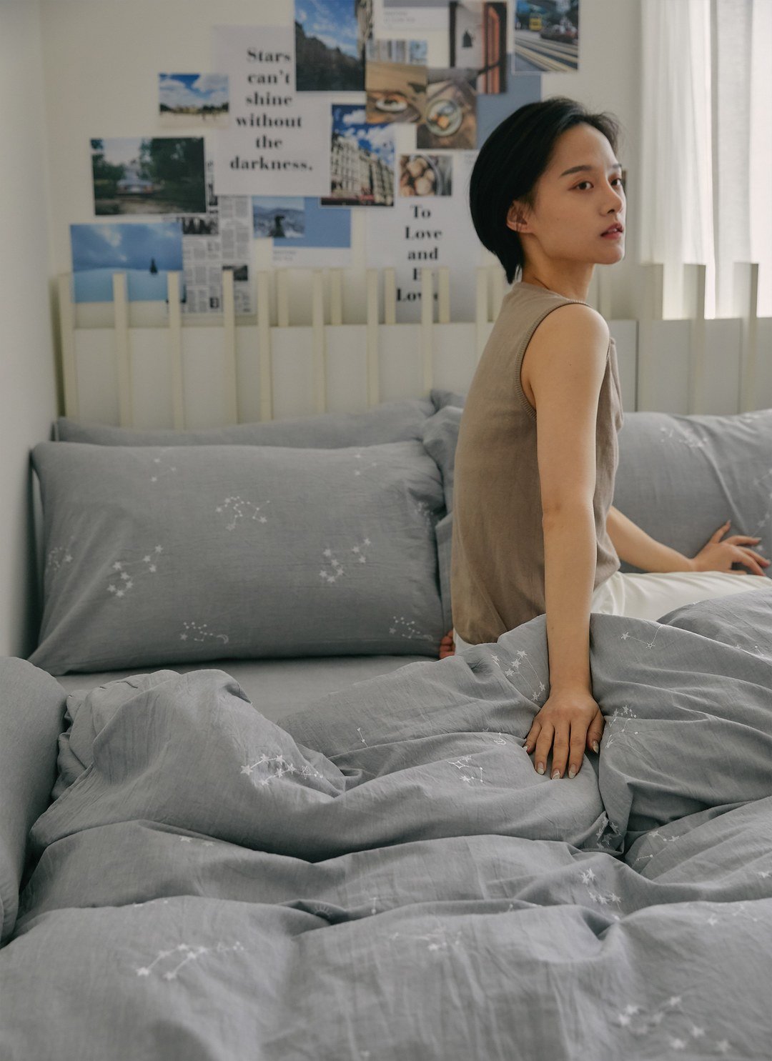 淺藍灰ｘ星空刺繡 - 水洗棉刺繡枕套 / 2入組