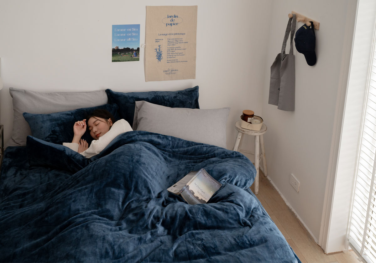 法蘭絨材質床包棉被