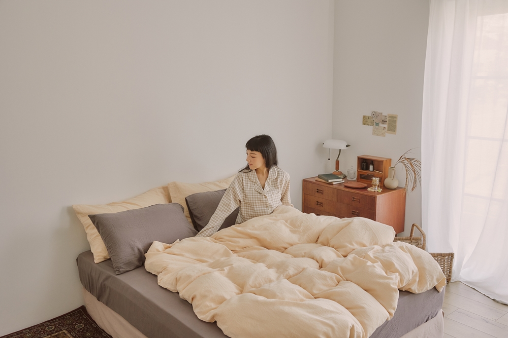 香草黃x胡桃棕雙層紗床包