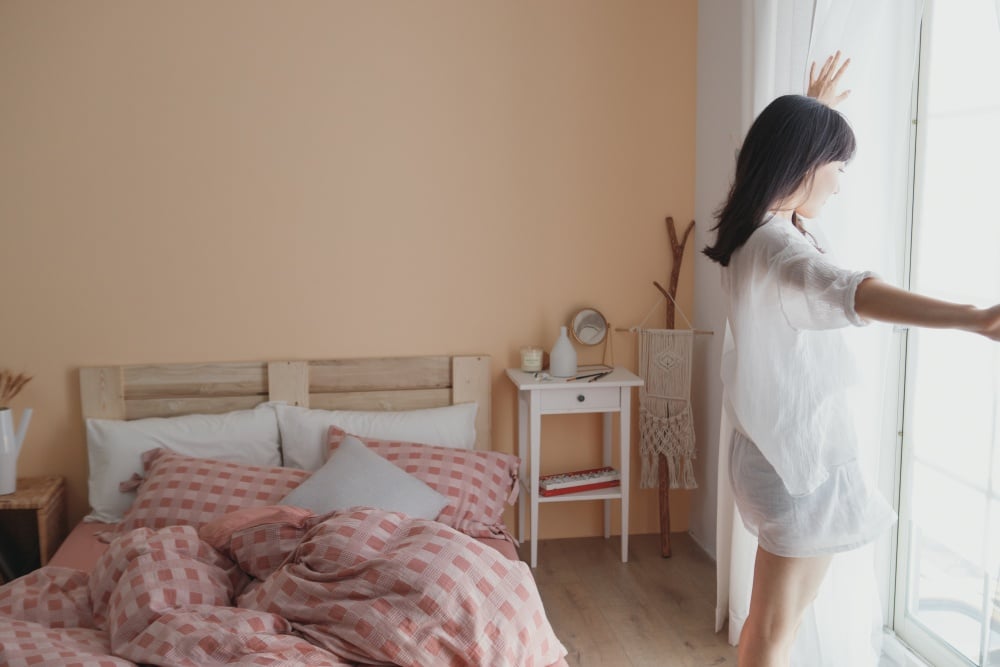 睡覺時頭不要靠近窗邊 睡覺時頭不要靠近窗邊