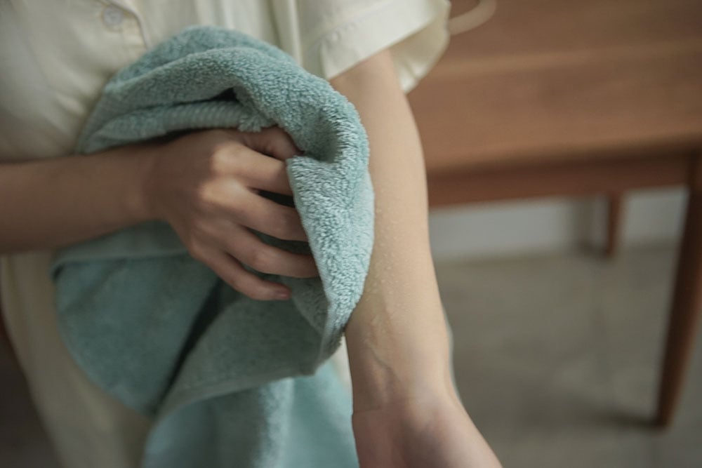 浴巾為什麼會變硬 浴巾為什麼會變硬